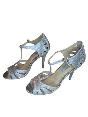 blue by betsey johnson fawn floral pearl bow dress sandals Betsey Johnson Fawn Pearl Bow Sandals